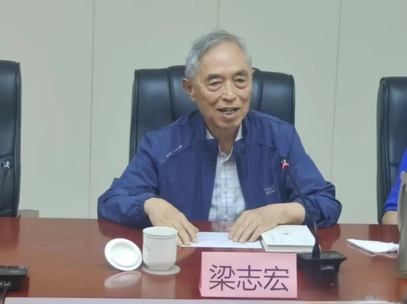 抒写人与自然的互洽共生